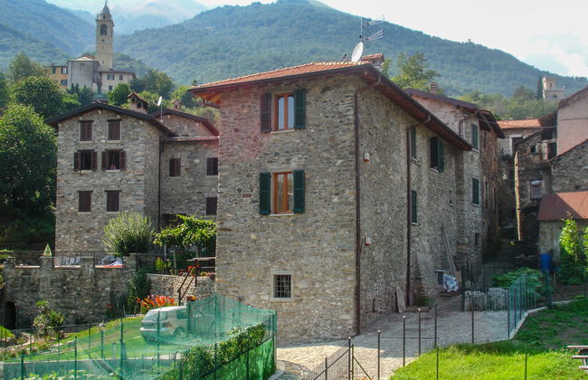 2 bedroom Apartment in Cremia with garden - Photo 14