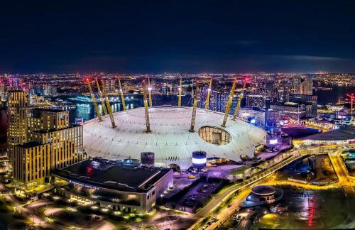 Cozy Flat in Canning Town with Fireplace request parking - Foto 27