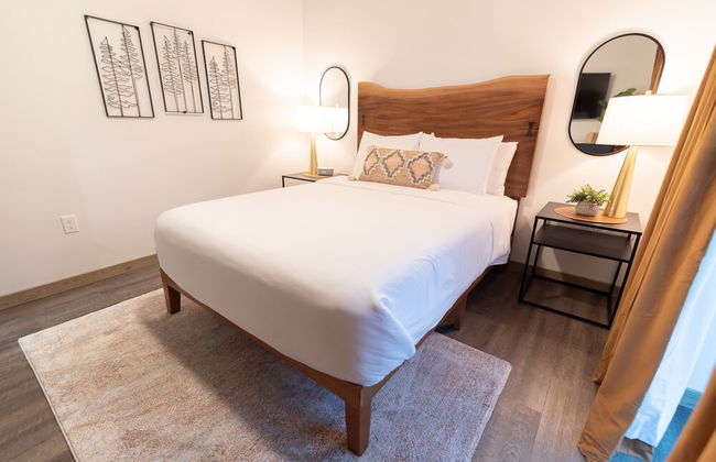 Colony Suites - Photo 77