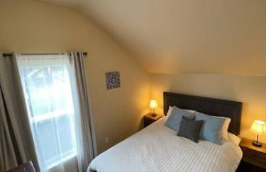 Blue Mist Victorian, 5 Bedroom 2 bath Gem - Foto 21