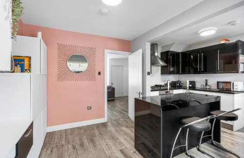 6 bedroom home for contractors and families - Photo 37