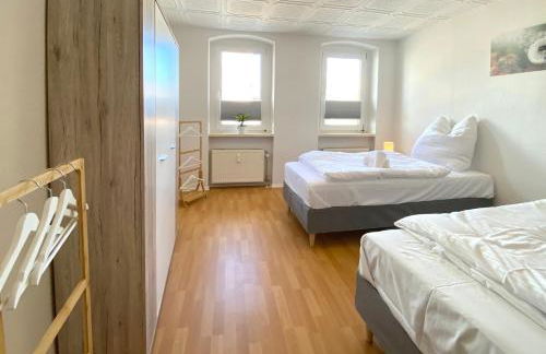 Gemütliche Unterkünfte für längeren Aufenthalt und Monteure inkl Balkon, Waschmaschine, WiFi, Küche und Parkplatz - Foto 17