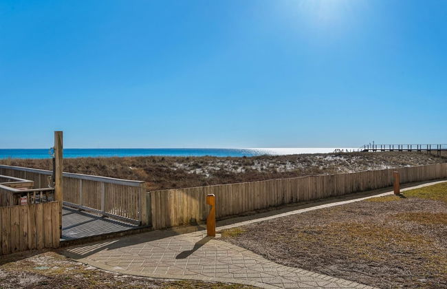 Navarre Towers 104 - Photo 32