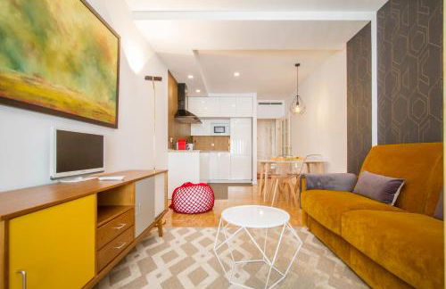 Puerta de Atocha - Acogedor estudio para 4 con piscina - Photo 10