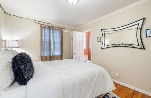 Hillside Hot Tub Hideaway! King Bed / Fire Pit - Foto 30