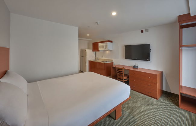 Extended Suites Monterrey Aeropuerto - Foto 18