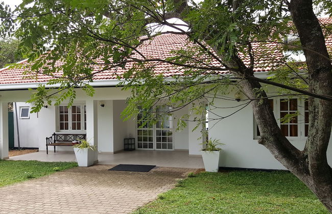 Tripper's Private Villa - Photo 14