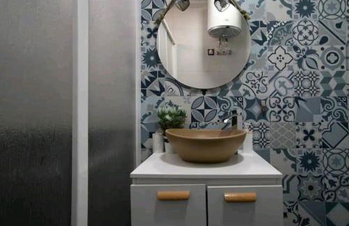 Stylish and Spacious Studio -4 minutes walk to Beach - Photo 11