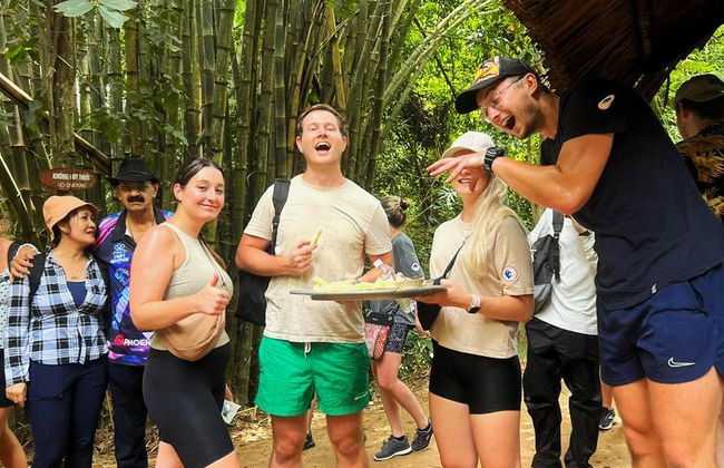 Cu Chi Tunnel und Ho-Chi-Minh-Stadt – Ganztägige Luxus-VIP-Tour - Foto 2