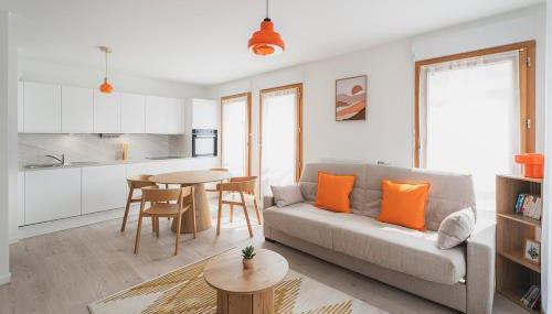 Tranquility Terminal - Paris Orly Airport - Foto 2