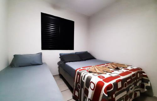 Seu lar na praia, 2 Quartos amplos e ventilados em localização estratégica - LA11 - Foto 3