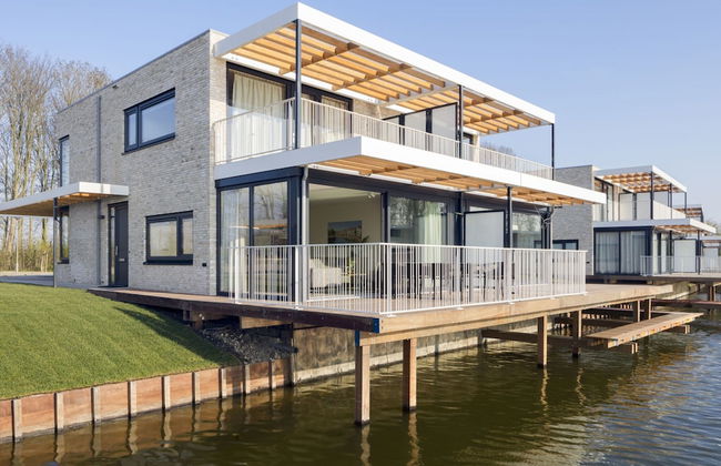 Luxurious Villa With a Jetty, Close to Veerse Meer - Foto 1