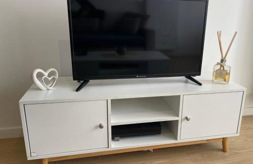 Appartement cosy proche de Paris et sa périphérie-Aéroport CDG-BOURGET-Disneyland - Foto 7