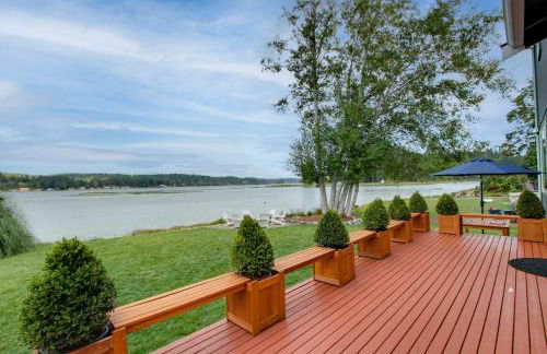 Waterfront Allyn Home with Fire Pit and 2 Kayaks! - Foto 42
