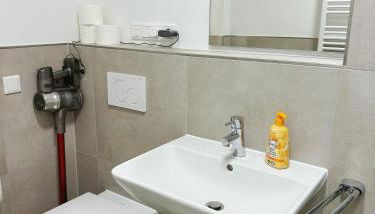 EMMA Gardencity Basement Flat - Foto 3