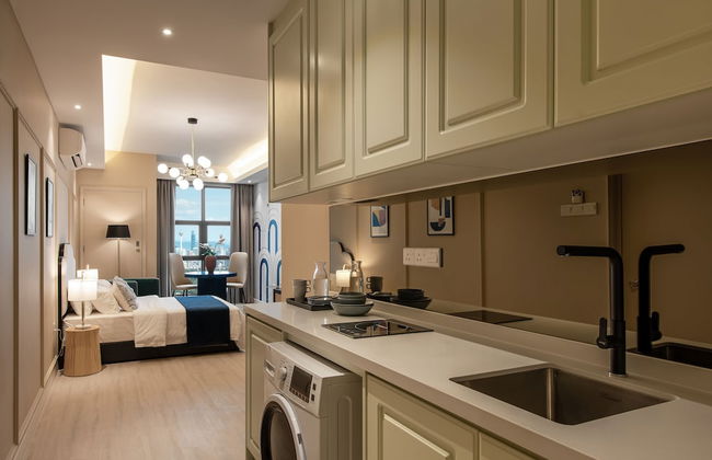 Ami Suites - Photo 21