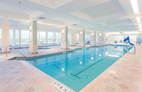 Sleeps 4: Family-Friendly Beach Condo and Resort - Foto 13