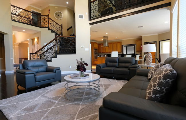 5Bdrm 3.5Bath 12Beds - HOME BIG AS TEXAS - Foto 18