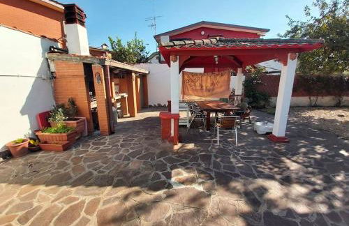 Villino con giardino a 10 minuti a piedi dalla spiaggia e vicino a Roma - Foto 15