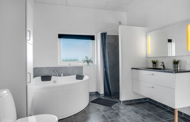 "Eloise" - 50m to the fjord - Foto 23