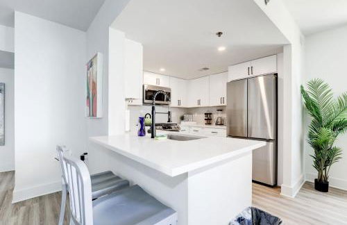 2BR Luxury Apartment Near DC & Airport - Foto 24