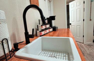 Modern Studio with Exterior Independent Entrance - Photo 14