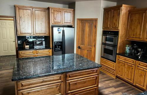 Torreon Getaway on the Greens with hot tub, 4 bedrooms, sleeps 10 - Photo 13