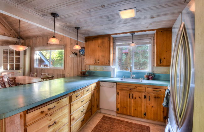 Woodland Chalet 2 mi From Beach Access! - Foto 5