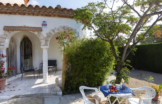 Villa Barcelona - Photo 24