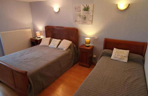 Gîtes Authentiques avec Cheminée et Animaux Bienvenus, 11 Pers. - FR-1-496-273 - Foto 26