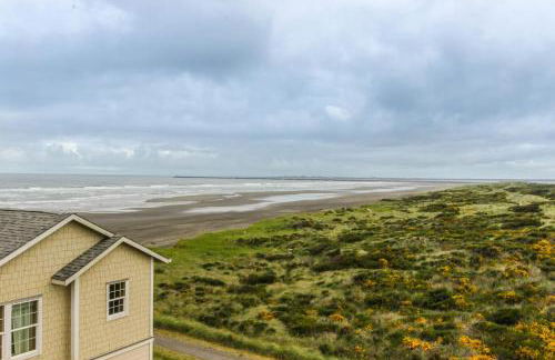 Top Floor - All The Views - 2 Bed 2 Bath Apartment in Westport - Foto 3