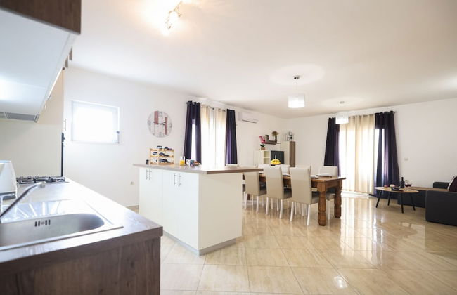 Holiday Home in Prkos With Private Pool - Foto 11