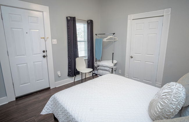 Classic 1br/1ba Charming Apt w/ Modern Upgrades - Foto 2