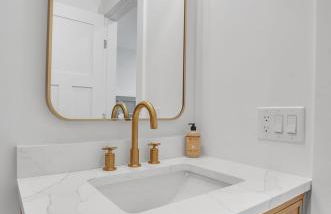 Renovated Ski In Out Condo King Bed Patio Grill - Foto 51