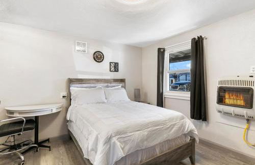 Charming Retro Property 6 - Photo 1