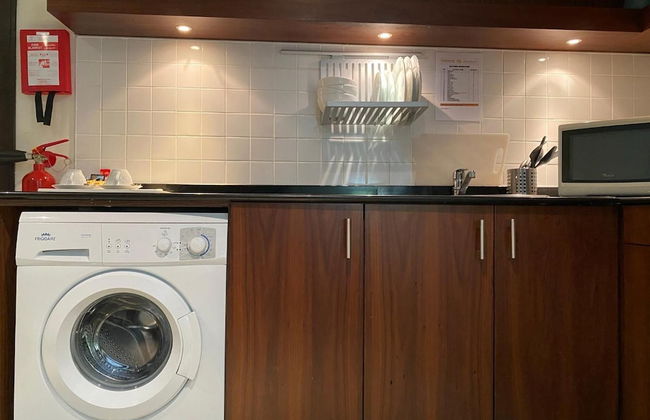 Phoenix Plaza Hotel Apartments - Photo 21