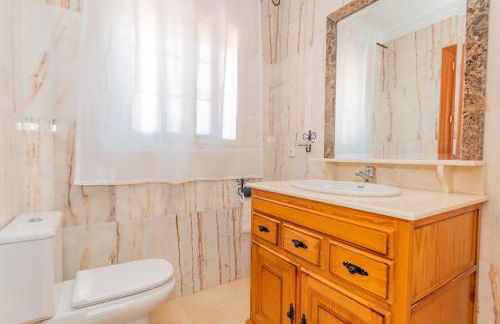 Cubo's Villa Paraiso - Photo 44