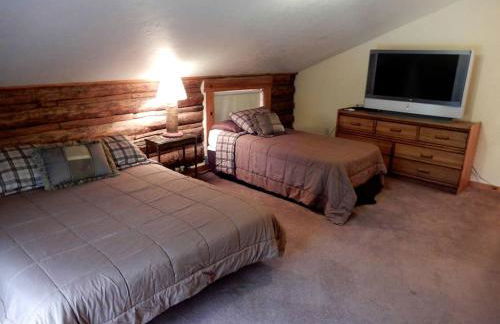 Historic Alpine Lodge Rental near Jackson Hole, Wyoming - Photo 4