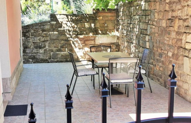 Tiny Shell House - Photo 13