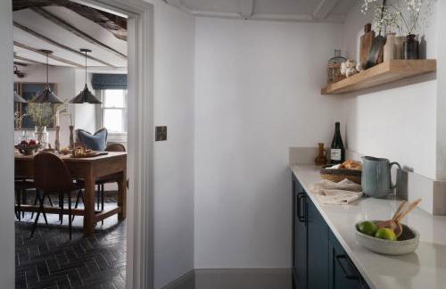 Kittiwake Cottage - Charming harbour-side cottage, luxury interiors - Foto 10