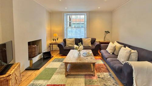 2 Bedroom Character Home in Central Topsham - Foto 2