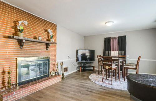 Work and Play Near DC Extended Stay with Large Yard - Foto 4