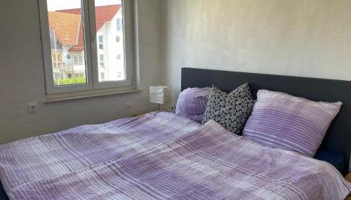 Sonnige 3 Zimmer Wohnung mit schönem Balkon im Grünen - Foto 2