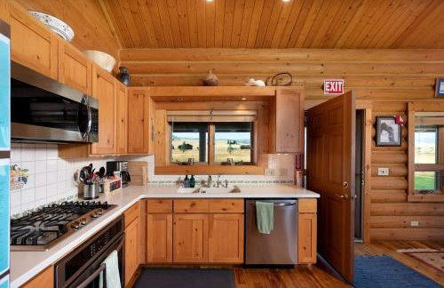 Intimate Off-Grid Cabin with Fire Pit and Mountain Views in Montana - Foto 40