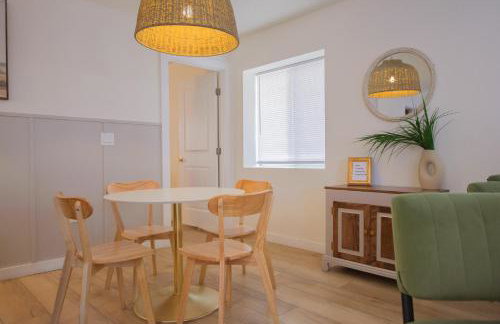 Bohemian ChiC SpaCation-Private HotTub-Close to Downtown-No Pet Fee! - Foto 21