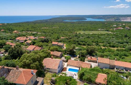 Casa Dorella in peaceful location with a sea view - Photo 22