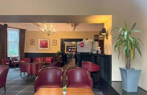 Boann 5 - Hot Tub-Hunting Tower Lodges-Luxury-Families-Romantic - Photo 2