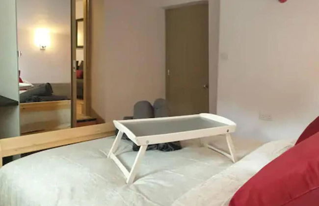 1700s Canalside Cottage Sleeps up to 12 Guests - Foto 19