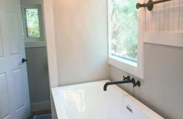 Waterfront Container House In A Magical Forest! - Foto 10