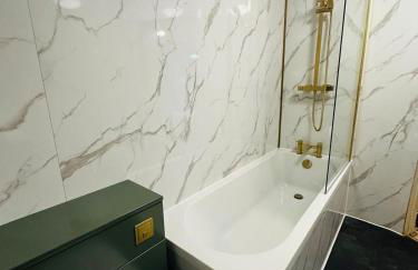 Modern 2 Bedroom Ground Floor Apartment near city centre - Photo 44